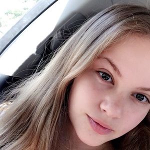 Meet your Posher, Gabrielle